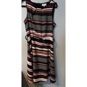 Elle Sleeveless Multicolored With Belt size large